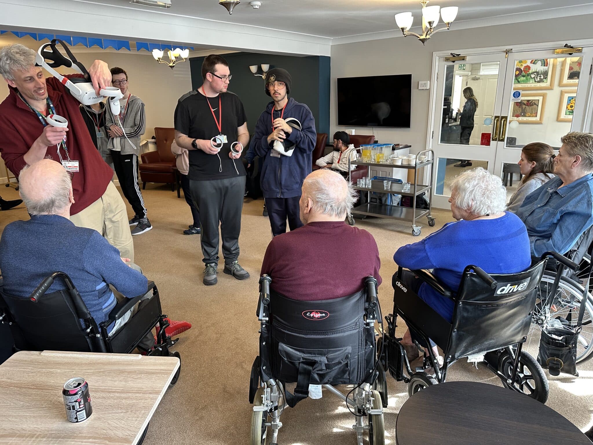 Foundation students take VR to local care home - VR experience